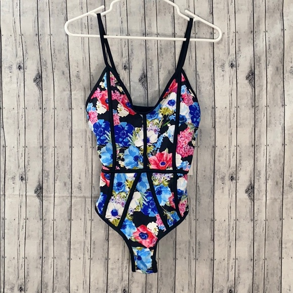 Cupshe Other - Cupshe One Piece Swimsuit NWT